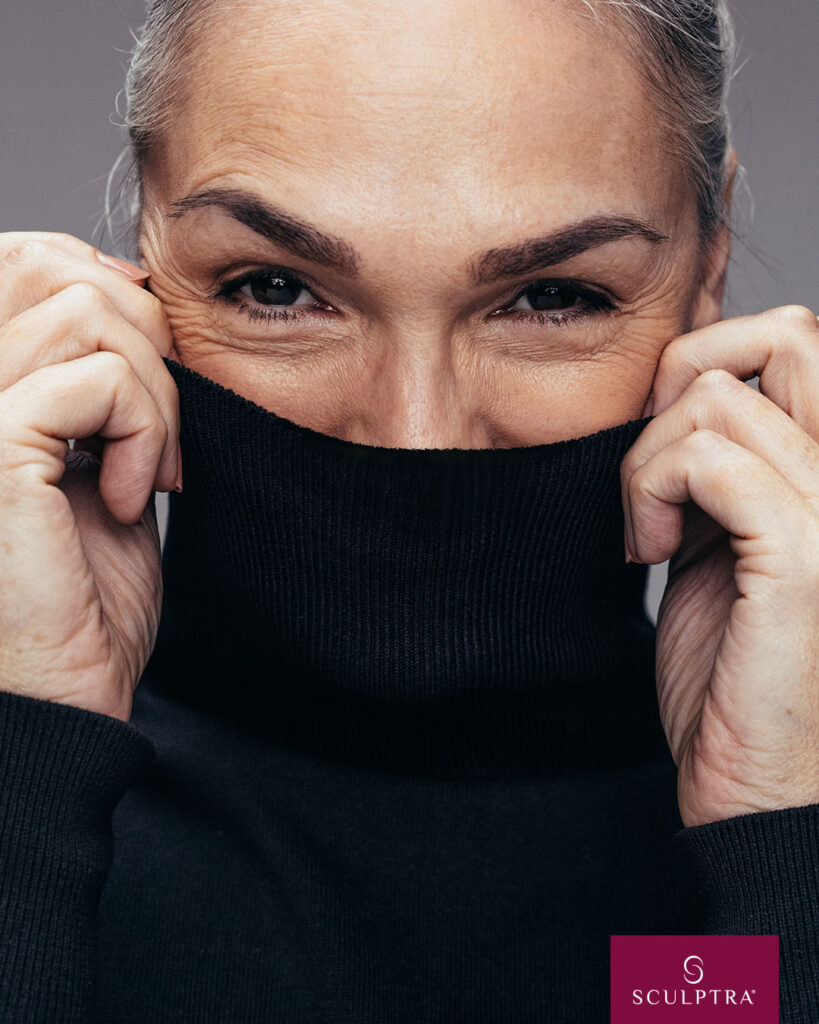 Sculptra-Behandlung, Frau mit Rollkragenpulli